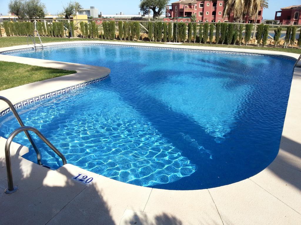 Apartamento Unifamiliar Golf Vera Urb Privada Y Tranquila Bilik gambar