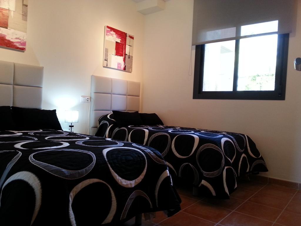 Apartamento Unifamiliar Golf Vera Urb Privada Y Tranquila Bilik gambar