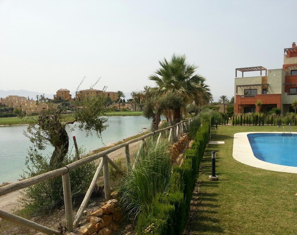 Apartamento Unifamiliar Golf Vera Urb Privada Y Tranquila Bilik gambar